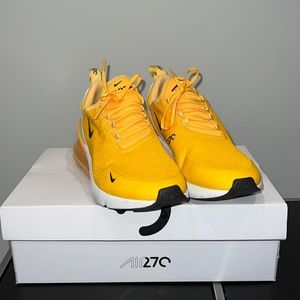 NIKE WOMENS AIR MAX 270